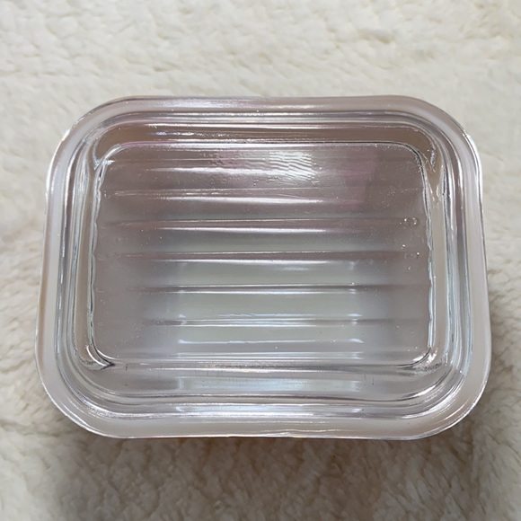 Vintage🔥Pyrex Butterscotch 2-pc Set, Sm Refrig + Glass Lid, EUC with Clear Lid - Picture 5 of 10